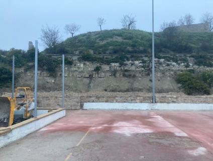 substitució revestiment zona de joc 